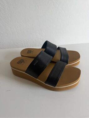 REEF Hali Hi 2-Bar Black Platform Slide Sandals - Women’s Size 6